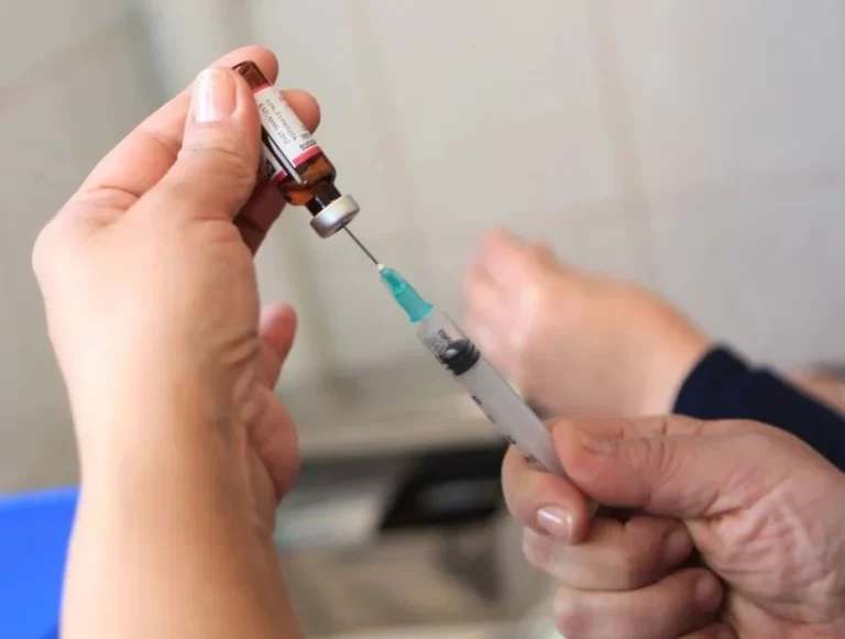 PARTE CAMPAÑA DE VACUNACIÓN CON «LA DUPLA» PARA PREVENIR LOS VIRUS INFLUENZA Y COVID-19