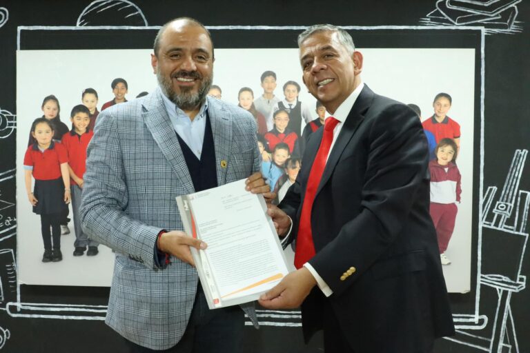 REUNION CON MINISTRO DE EDUCACIÓN