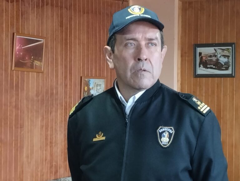 PRESIDENTE NACIONAL DE BOMBEROS EN COLLIPULLI
