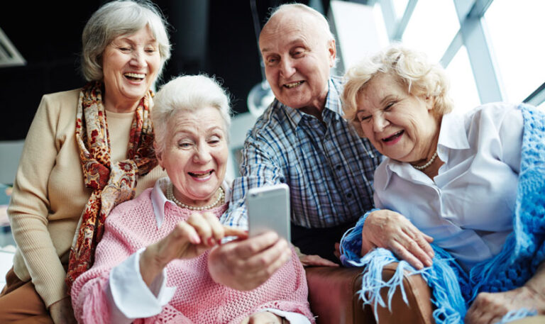 CHARLA EN COLLIPULLI: DESCUBRIENDO LOS BENEFICIOS ESTATALES PARA LOS ADULTOS MAYORES
