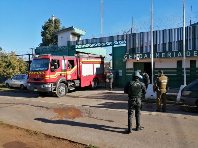 SIMULACRO DE TERREMOTO EN EL CENTRO DE CUMPLIMIENTO PENITENCIARIO DE COLLIPULLI