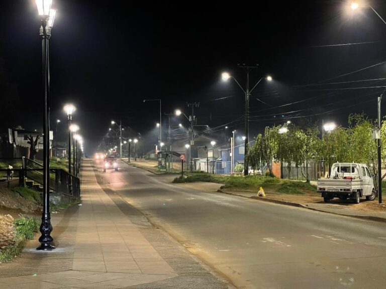 NUEVA ILUMINACIÓN LED    EN  AVENIDA MARTA GONZÁLEZ