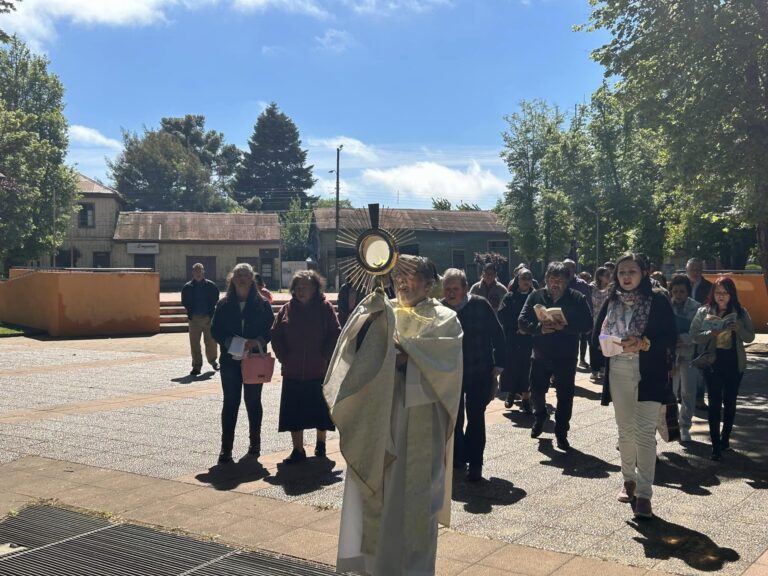 Encuentro   en Ercilla: Celebración de Cristo Rey en Comunidad