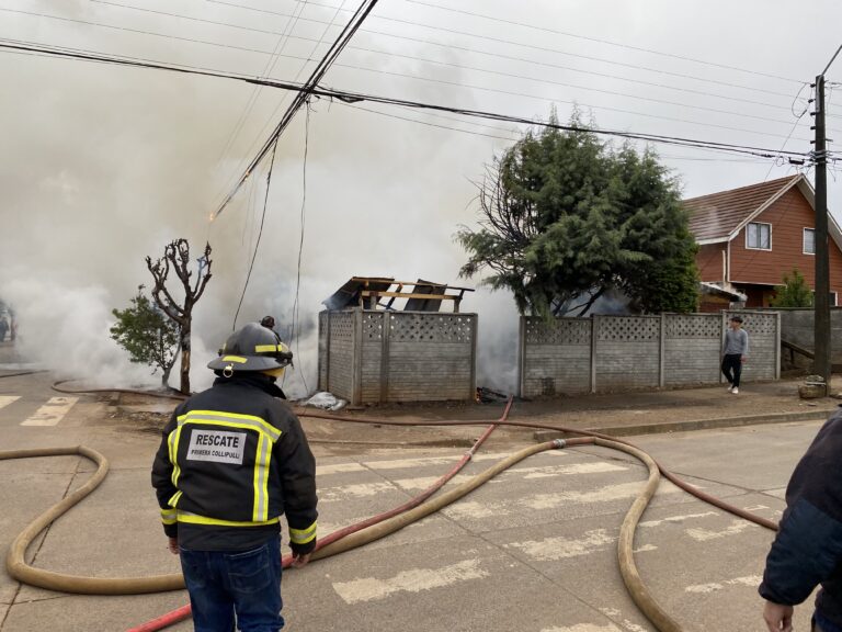 INCENDIO DESTRUYE VIVIENDA