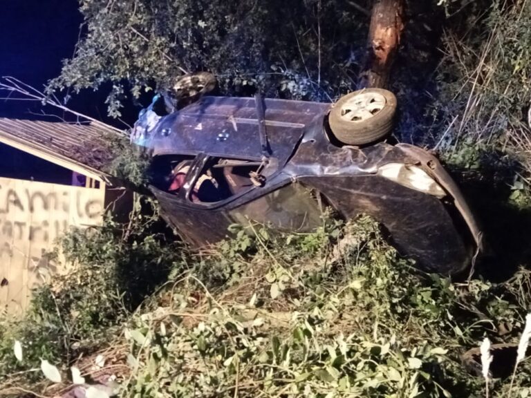 LESIONADO TRAS VOLCAMIENTO DE VEHICULO EN RUTA A SAN ANDRES