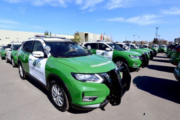 GOBIERNO REGIONAL ENTREGA 40 VEHÍCULOS PARA CARABINEROS DE 23 COMUNAS DE LA ARAUCANÍA