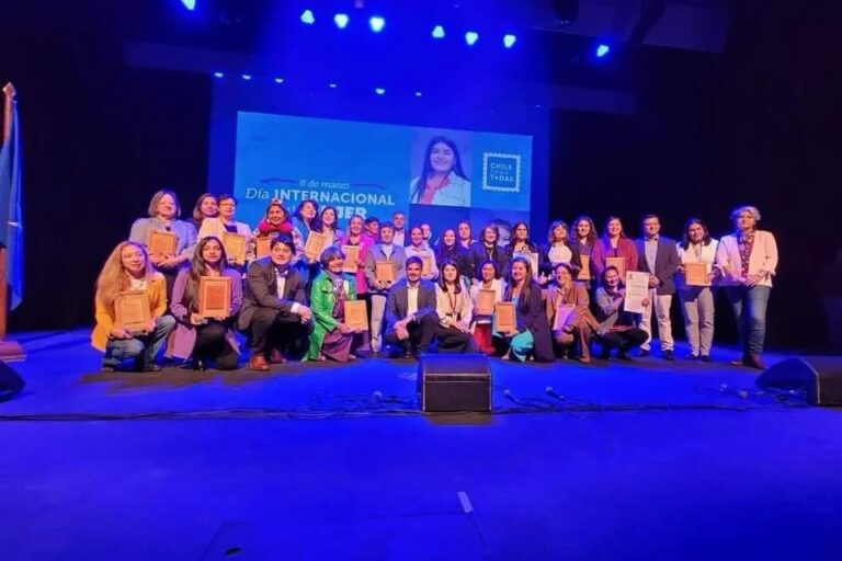 Con Ley Integral contra la violencia y reconocimiento a mujeres de la Araucanía se conmemoró el 8 de marzo en la región