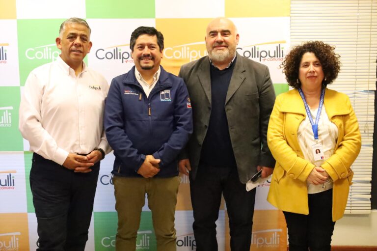 AUTORIDADES DE SALUD SE REUNEN CON JEFE COMUNAL