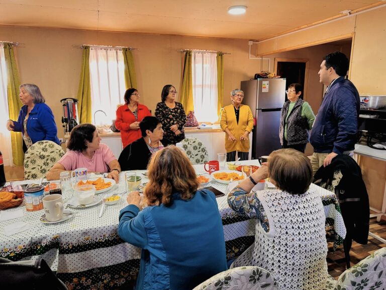 HOSPITAL SAN AGUSTÍN DE COLLIPULLI FORTALECE LAZOS CON LA COMUNIDAD