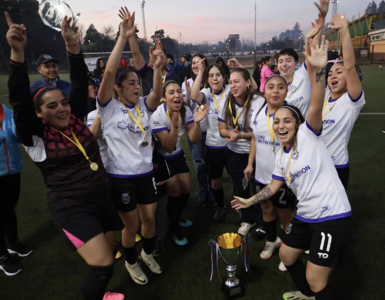 Gran Final del Campeonato de Apertura de Fútbol Femenino en Collipulli