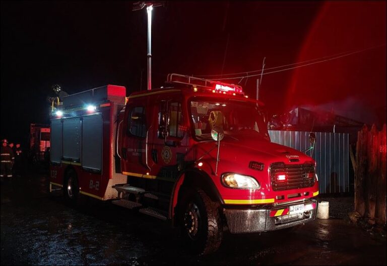 UN LESIONADO TRAS INCENDIO EN CAMPAMENTO CAUPOLICAN