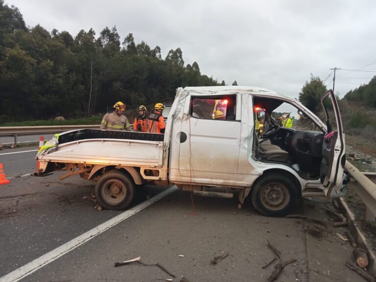 TRES LESIONADOS EN ACCIDENTE RUTA 5
