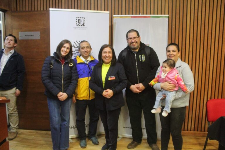 FIRMA DE CONVENIOS EN TEMUCO IMPULSA PROYECTOS CULTURALES Y DEPORTIVOS PARA ESCUELA EL AMANECER