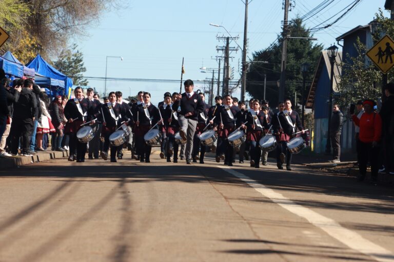 COMPLEDUC SE ADHIERE A FESTIVIDADES PATRIAS