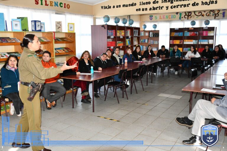 Charla sobre el Artículo 175 del Código Procesal Penal refuerza conocimientos en Escuela Thomas Alva Edison