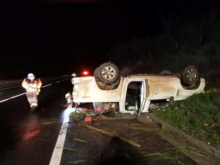 Accidente vehicular en cuesta Mininco deja dos lesionados