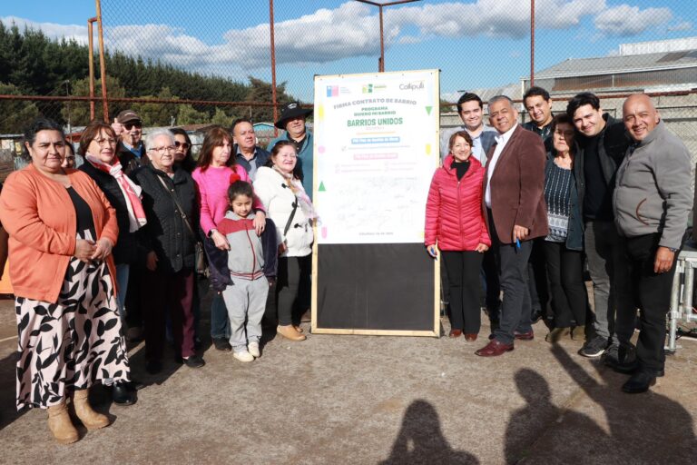 Firma de Contrato del Programa “Quiero Mi Barrio” beneficiará a más de 1.400 vecinos de Collipulli