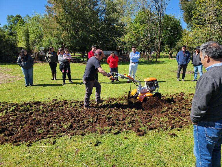 Fortaleciendo el campo collipullense: 36 familias reciben moderna maquinaria agrícola a través del PDTI