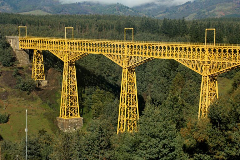 El Viaducto del Malleco, gigante de acero y memoria viva de Collipulli y sus 135 años  de servicio al transporte ferroviario