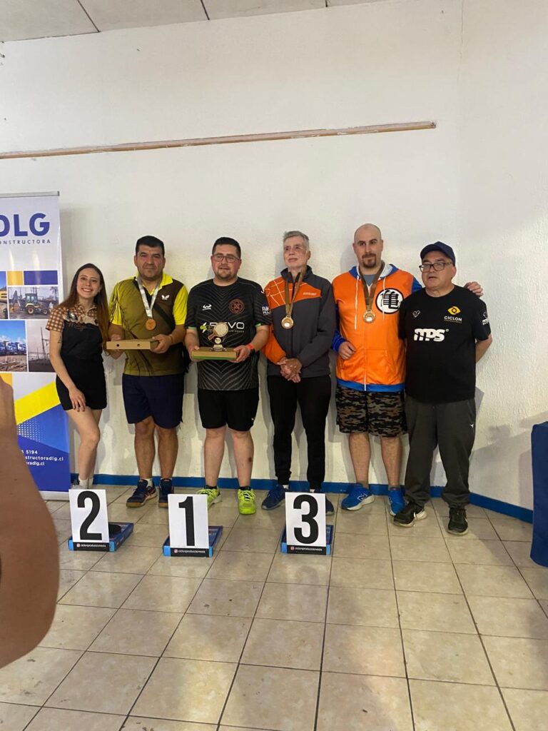 Destacada participación en torneo de Tenis de Mesa en Los Ángeles