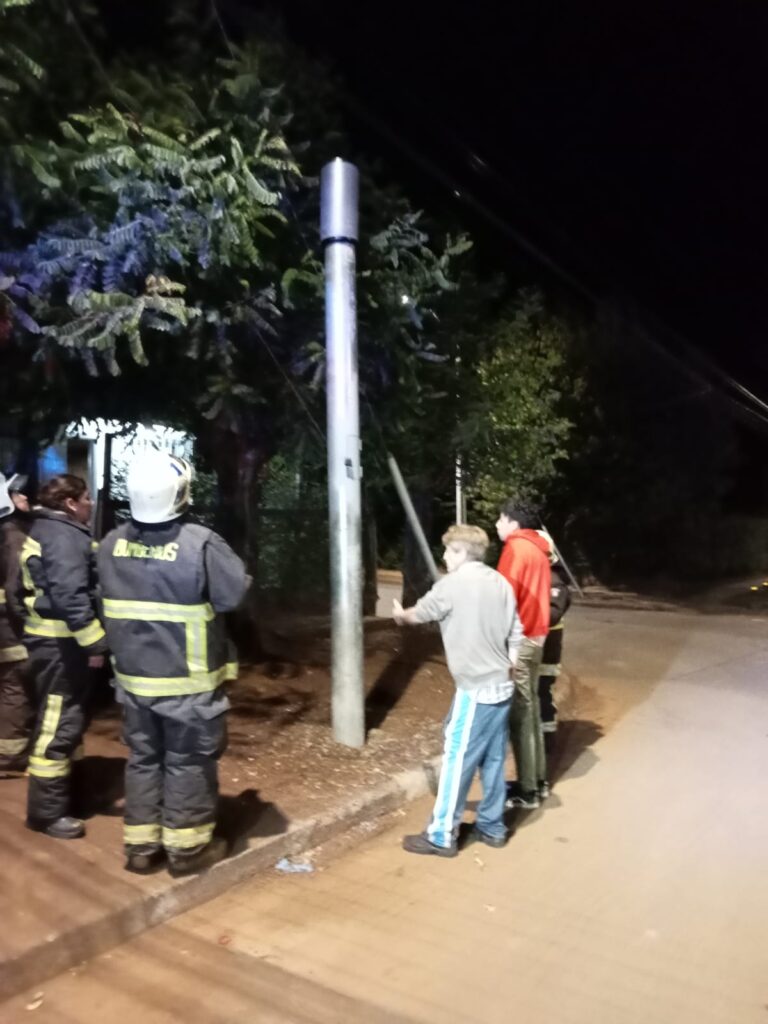 Vecinos denuncian persistentes malos olores tras instalación de ducto sanitario en Collipulli