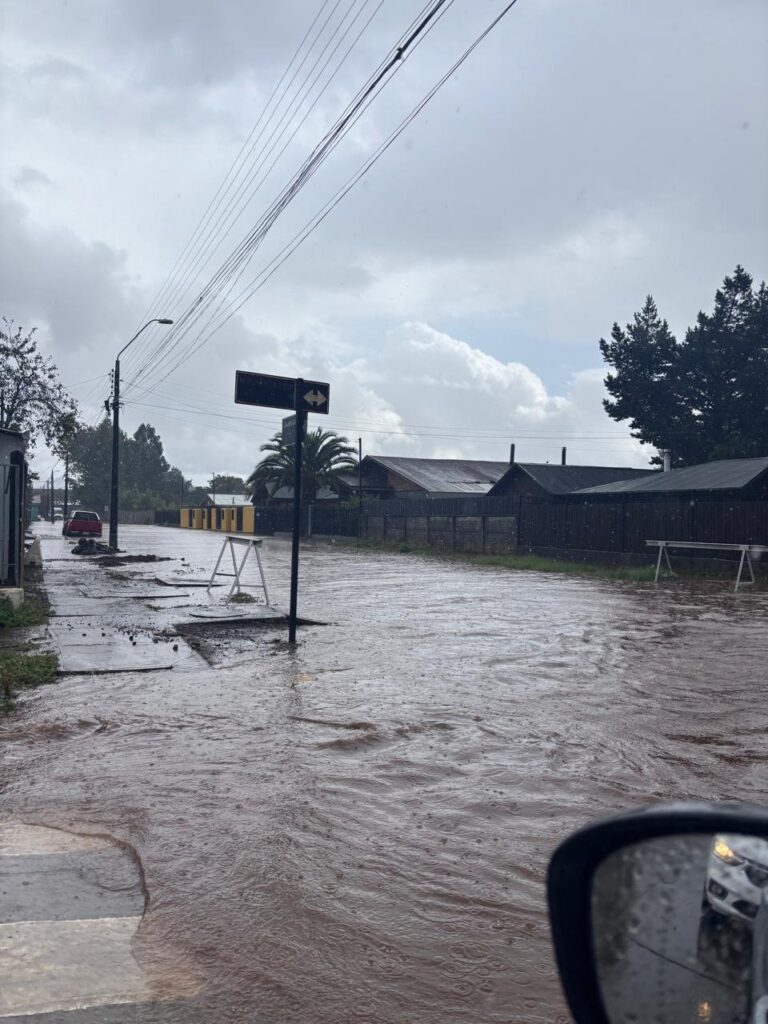 Intensas lluvias provocan anegamientos en distintos sectores de Collipulli
