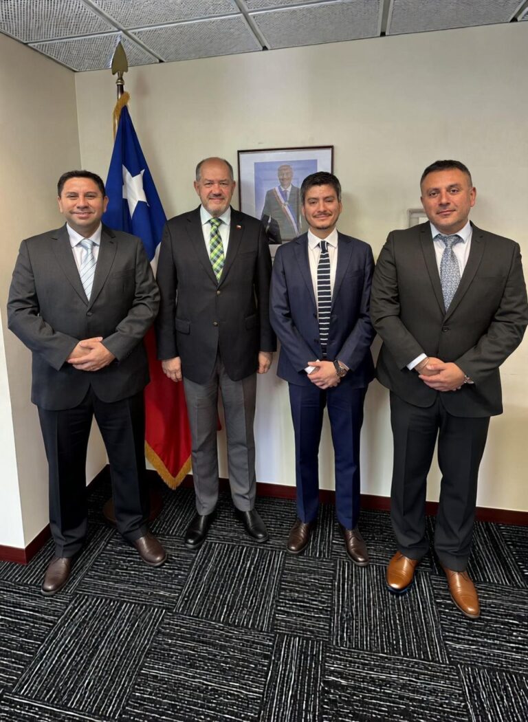 PRESENTAN NUEVOS SEREMIS