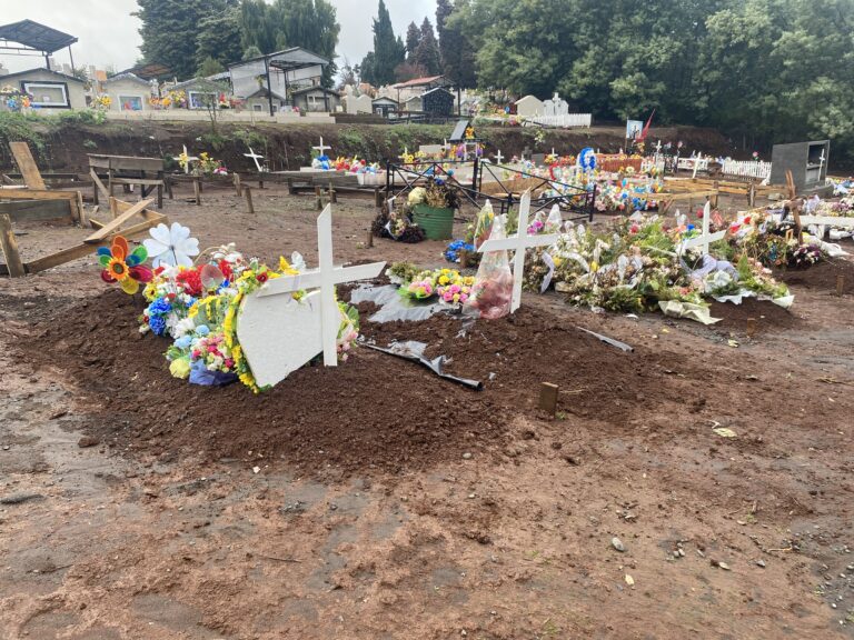 PREOCUPANTE SITUACIÓN DE NUEVO SECTOR HABILITADO EN EL CEMENTERIO DE COLLIPULLI