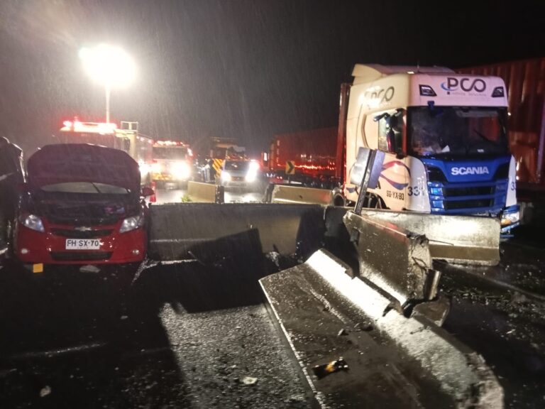 ACCIDENTE EN RUTA 5, SECTOR CUESTA MININCO