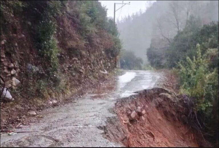 ALCALDE DE COLLIPULLI REITERA LLAMADO URGENTE A VIALIDAD POR GRAVE DETERIORO DE CAMINOS RURALES