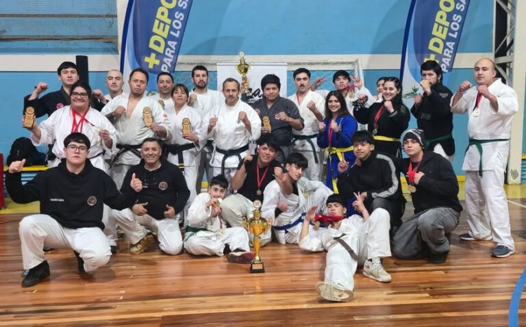 KARATE COLLIPULLENSE CAMPEONES NACIONALES