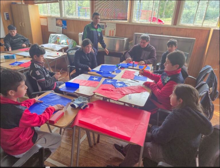 TALLER DE CONFECCION DE VOLANTINES