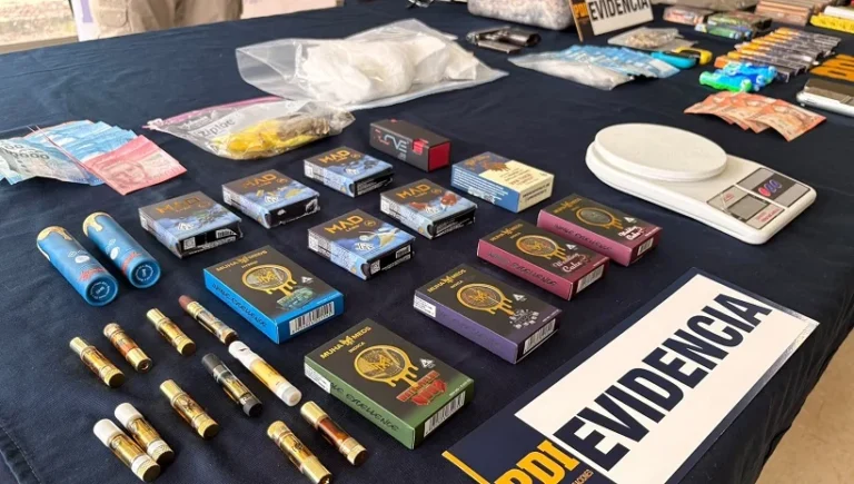 PDI desbarata red que comercializaba vapeadores con resina de cannabis e incauta más de 1 kilo de droga